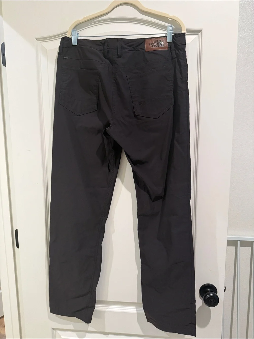 The north face men’s size 32 pants black